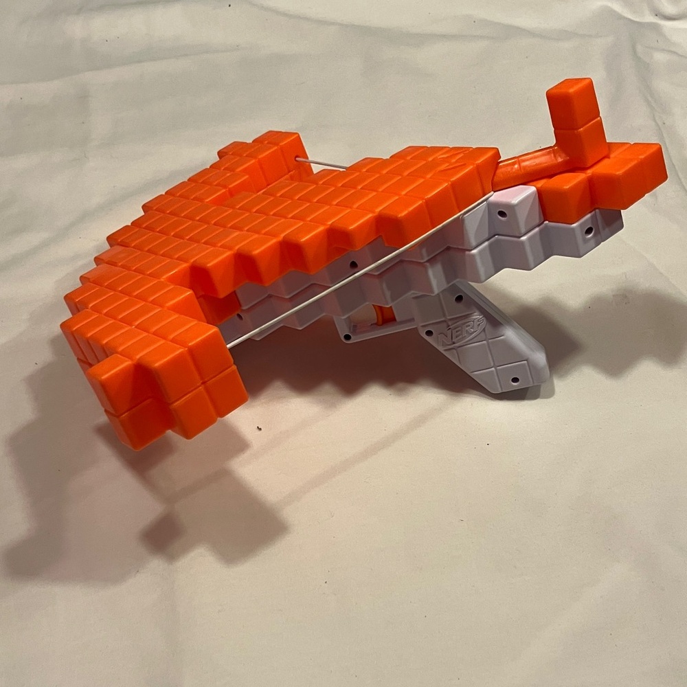 Nerf Minecraft villagers crossbow blaster no bullets